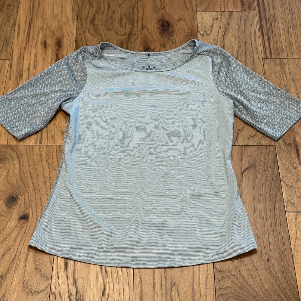 Prana Womens Medium Gray Striped‎ Mixed Media Short Sleeve Activewear Yoga Top